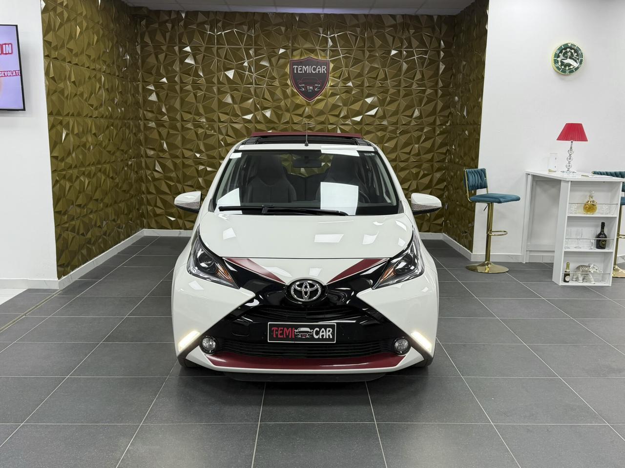 Toyota Aygo 1.0 VVT-i 69 CV 5 porte x-wave TSS