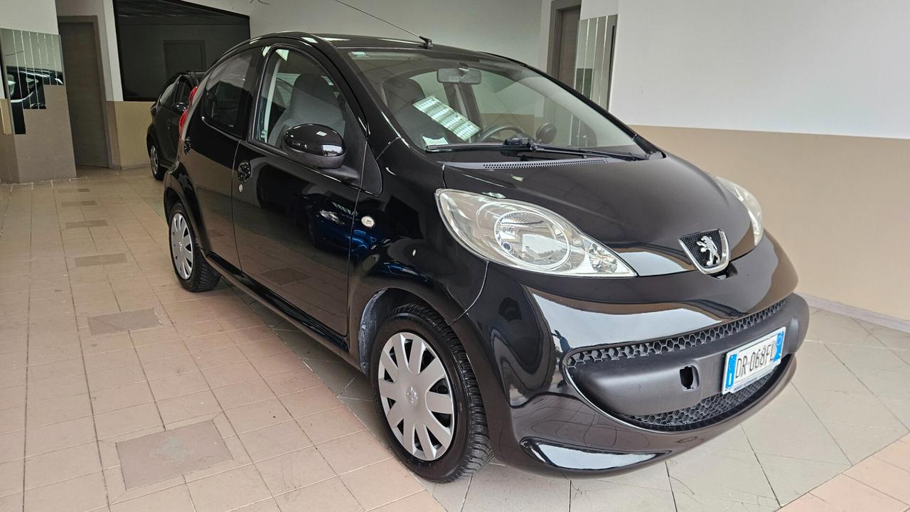 Peugeot 107 1.0 68CV 5p. Urban Move
