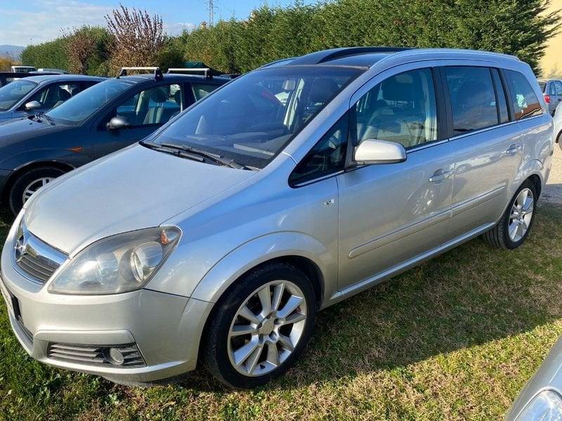 Opel Zafira 1.9 16V CDTI 150CV Cosmo