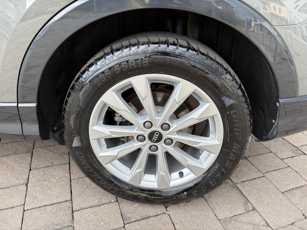 Audi Q3 35 TFSI 150cv Business Advanced