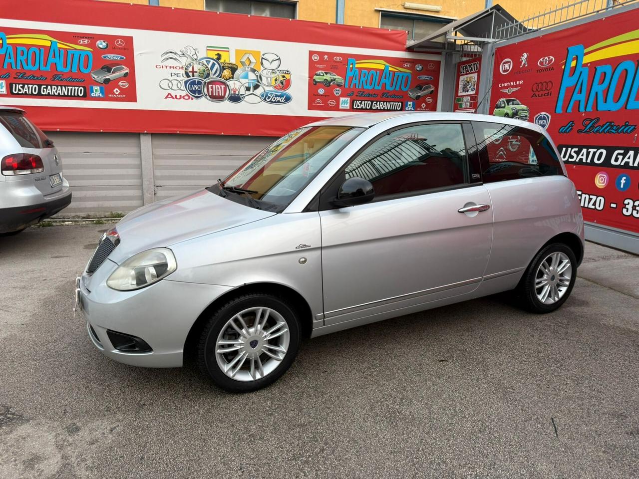 Lancia Ypsilon 1.2 69cv Unyca - 2012