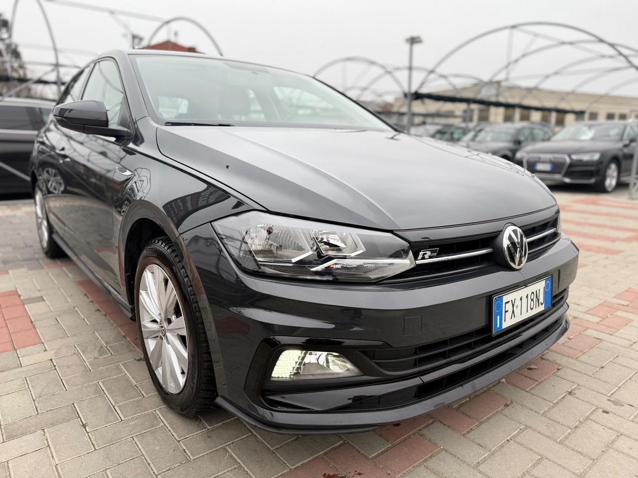 Volkswagen Polo 1.6 TDI 95 CV DSG 5p. R-LINE NEOPATENTATI