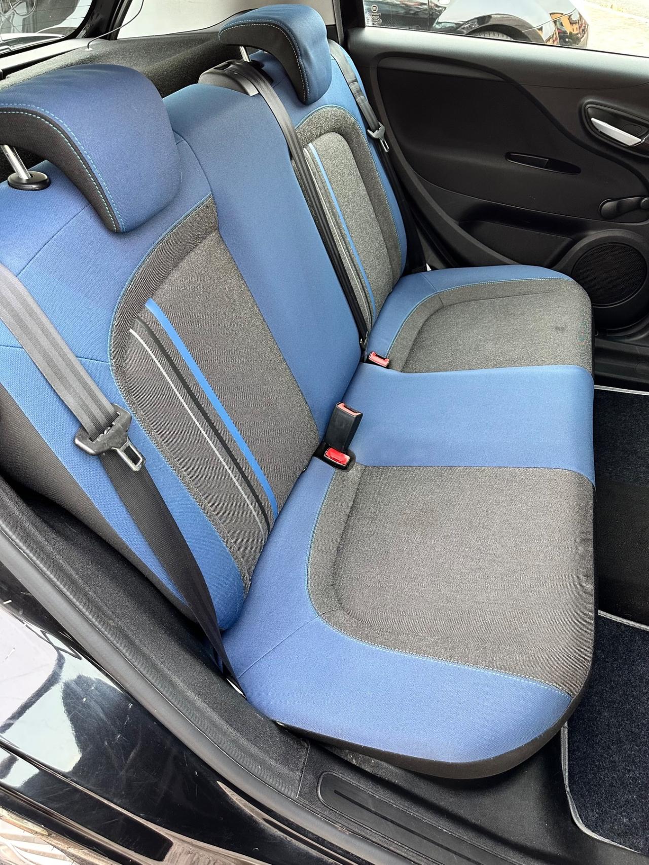 Fiat Punto 1.3MJT II 75 CV 5P Lounge -Neopatentati