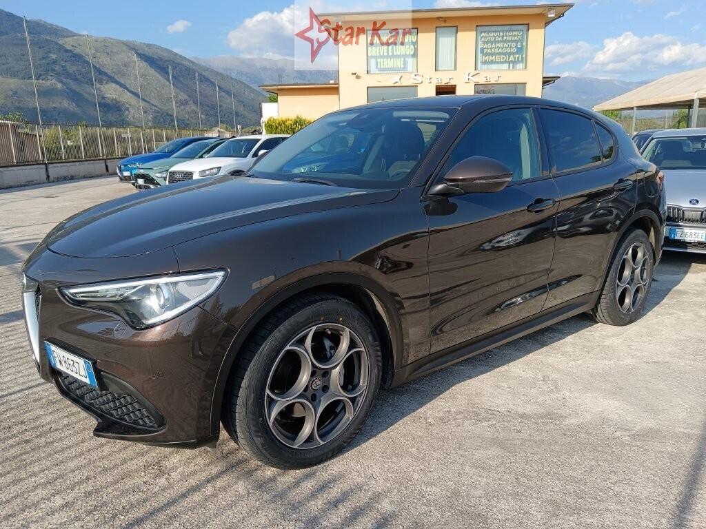 Alfa Romeo Stelvio 2.2 Turbodiesel 160 CV AT8 RWD
