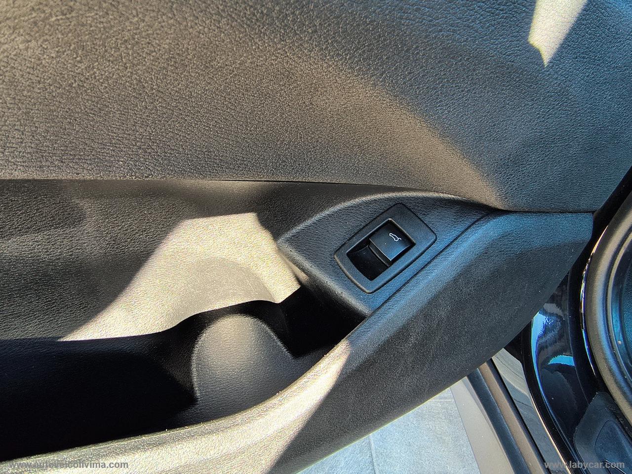 BMW X1 sDrive18d Business Advantage AUTOMATICO