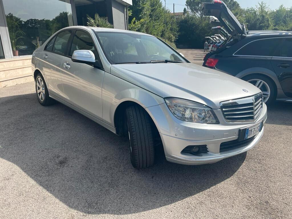 Mercedes-benz C 220 CDI Avantgarde AMG