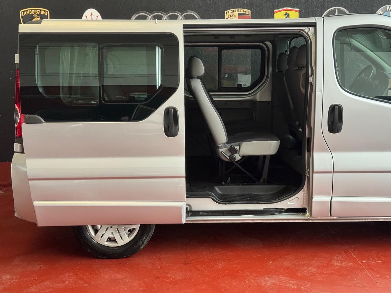 Opel Vivaro 29 2.0 CDTI 120CV PC-TN Combi 9 posti