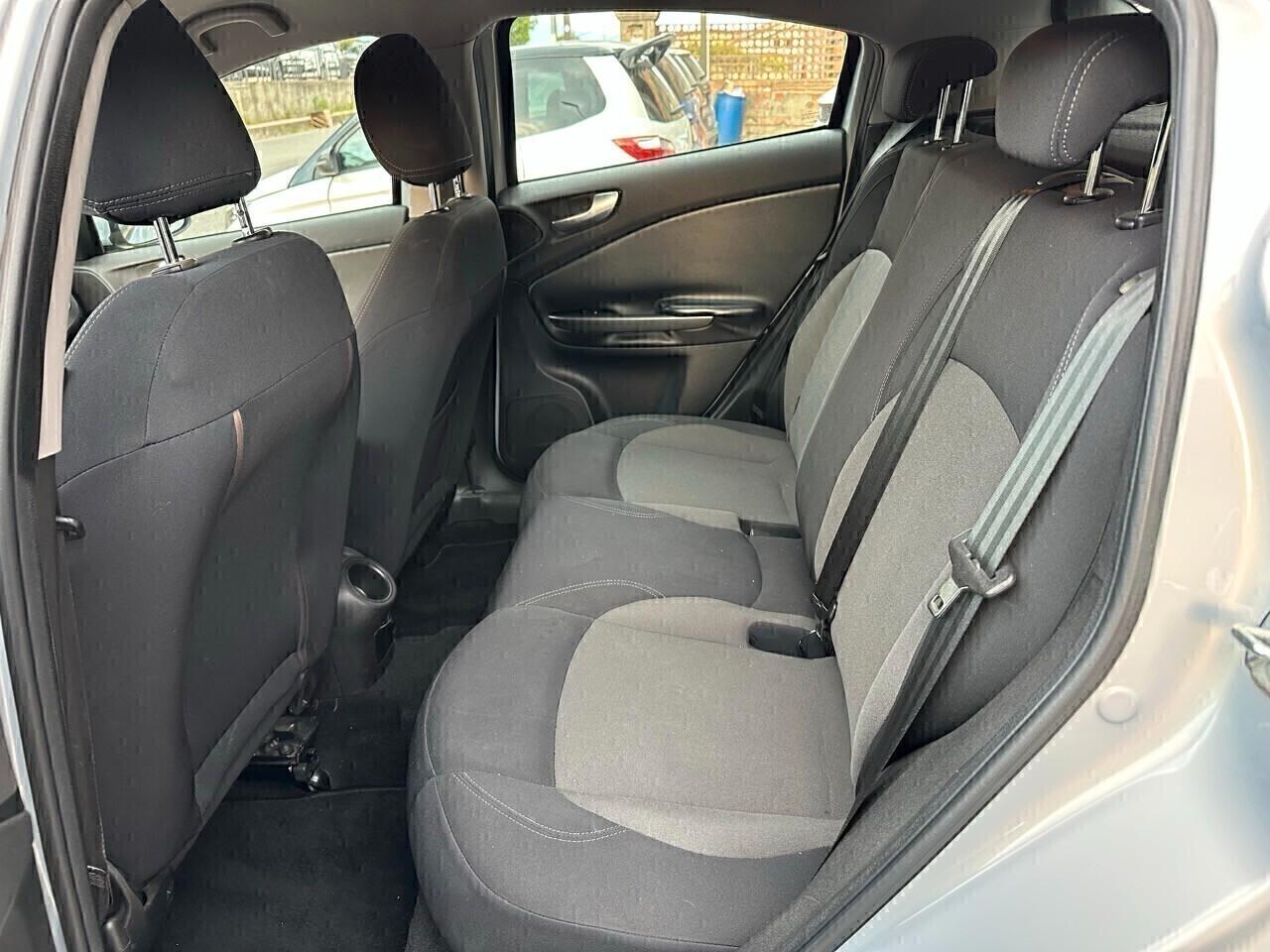 Alfa Romeo Giulietta 1.6 JTDm-2 105 CV Distinctive