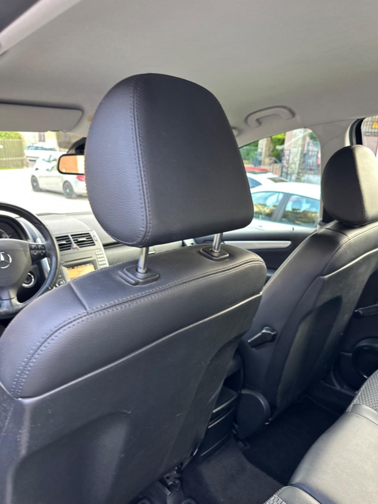 Mercedes-benz A 160 AUTOMATIC AVANTGARDE UNICOPR NEOPAT