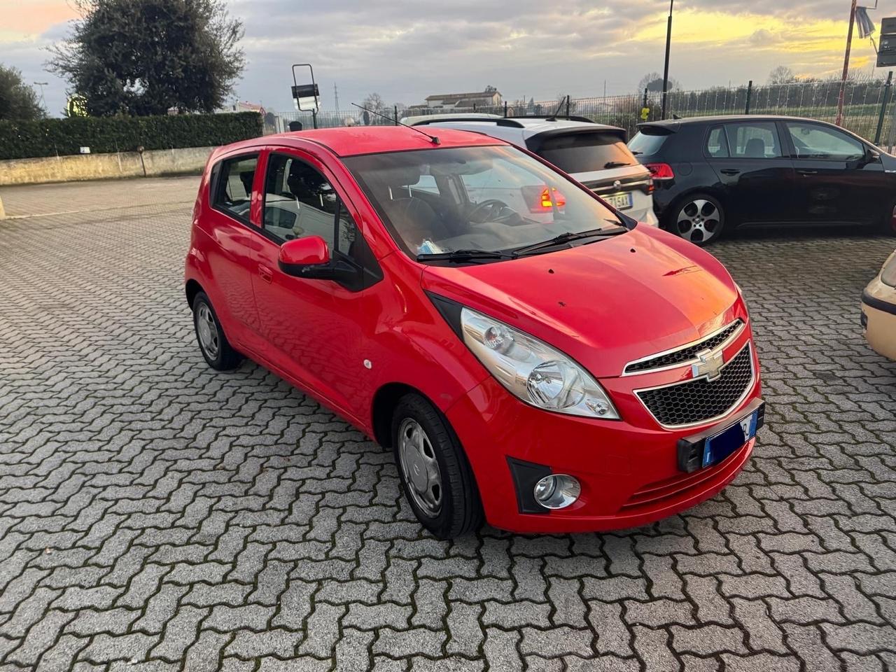 Chevrolet Spark 1.0 LT