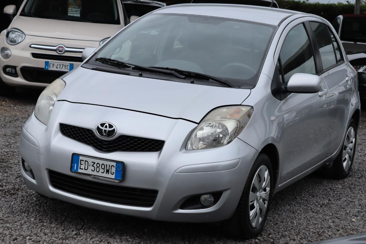 Toyota Yaris 1.4 D-4D DPF 5 porte