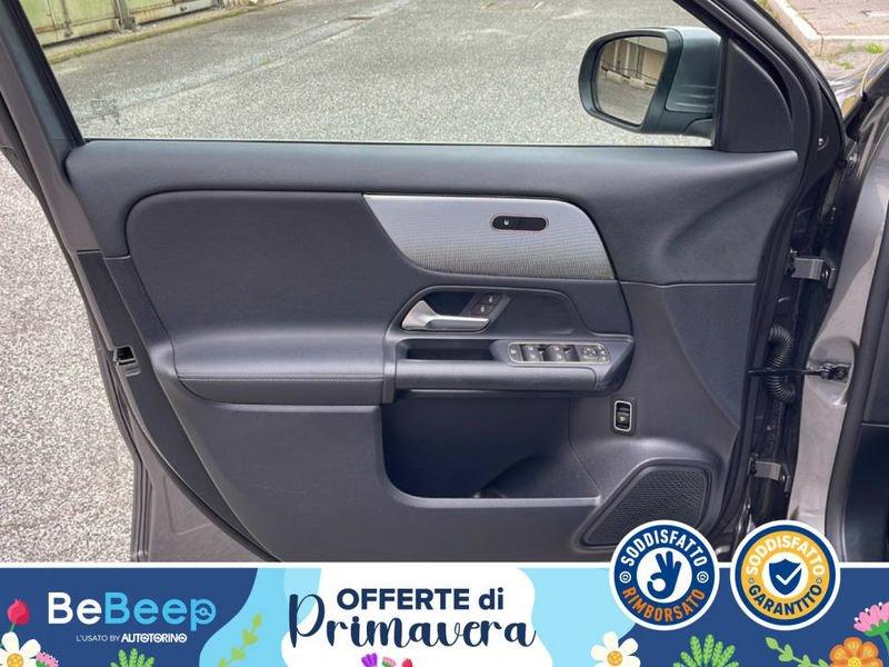 Mercedes-Benz GLA 200 D SPORT AUTO