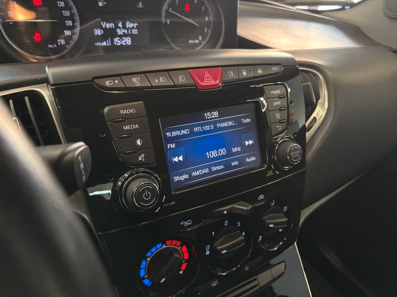 Lancia Ypsilon 1.2 69 CV 5 porte GPL Ecochic Gold