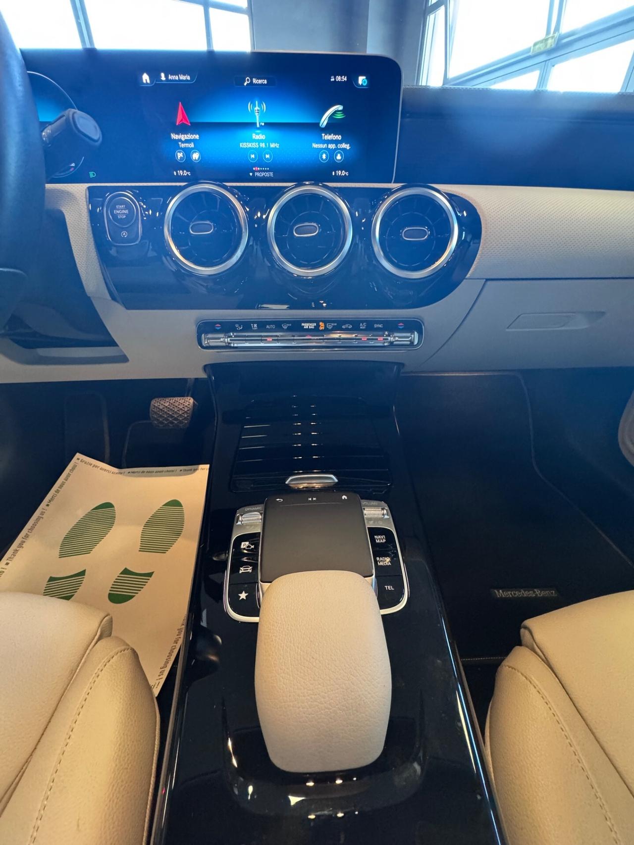 MERCEDES CLA 180CDI KM 42.000 SEDAN AT8 TETTO SPORT