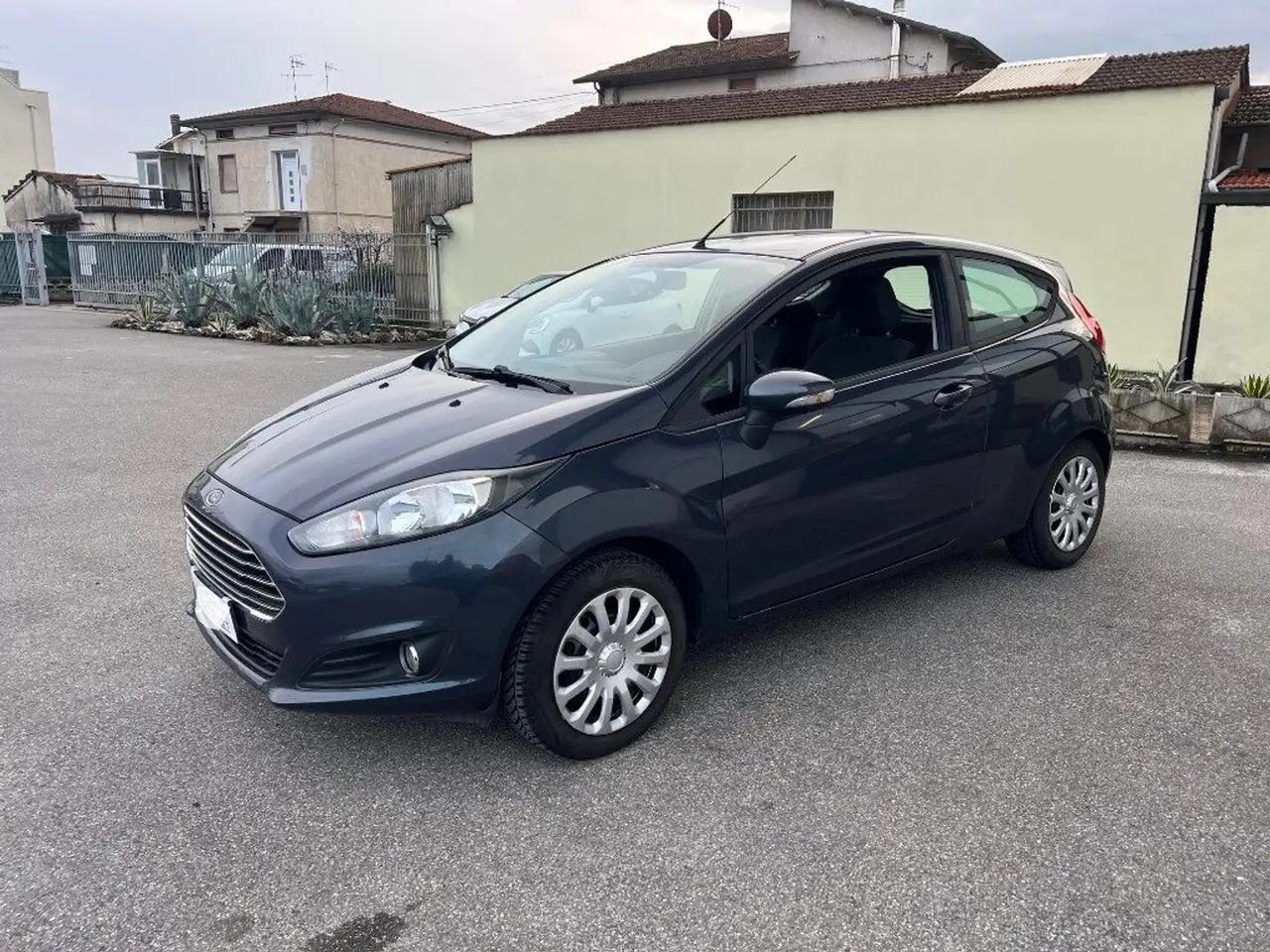 Ford Fiesta 1.5 TDCi 75CV 3 porte Titanium