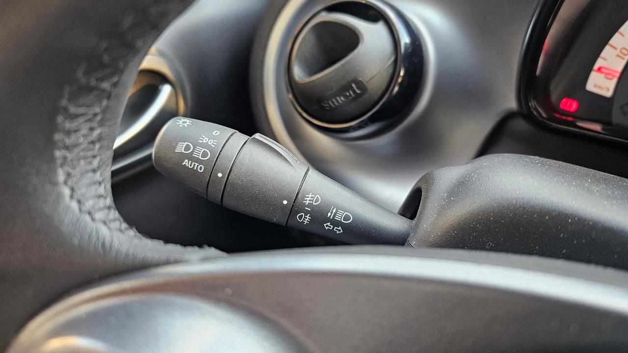 Smart ForFour 90 0.9 Turbo twinamic Passion UNIPRO NAV ANDROID TAGL UFF LED