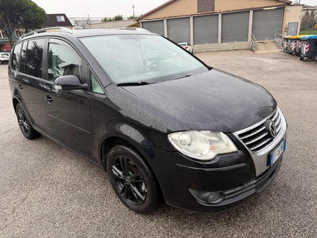 VOLKSWAGEN Touran 7posti 2.0 TDI DPF Highline nessun lavoro da fare