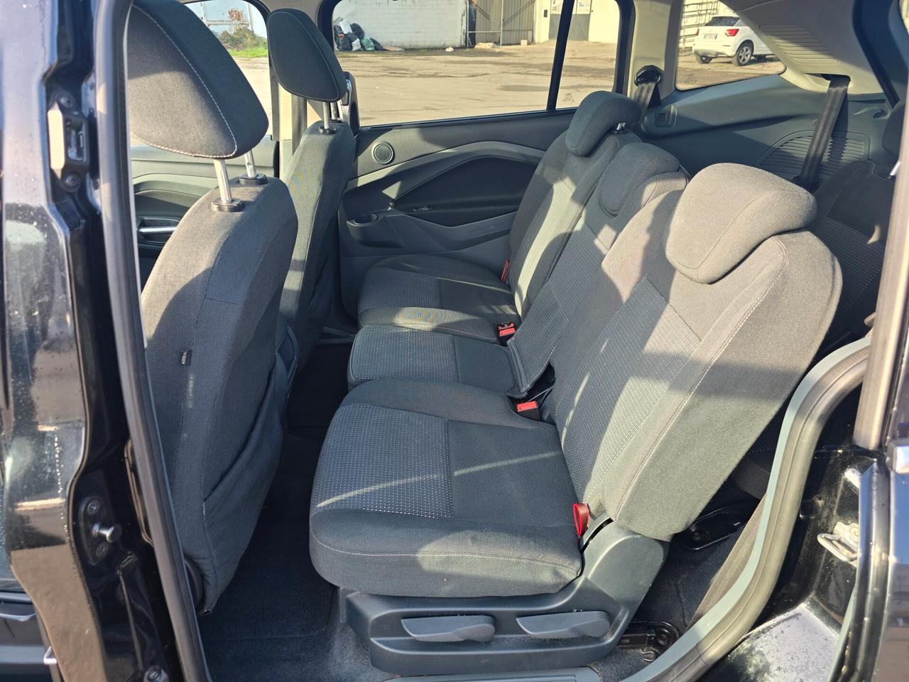 Ford C-Max 1.6 TDCi 115CV Titanium 7 POSTI