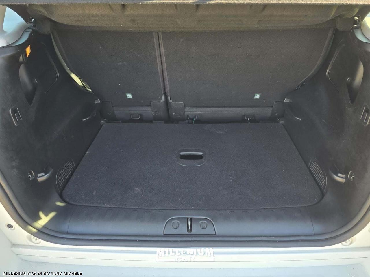 500L 2020 AUTOCARRO 5 POSTI