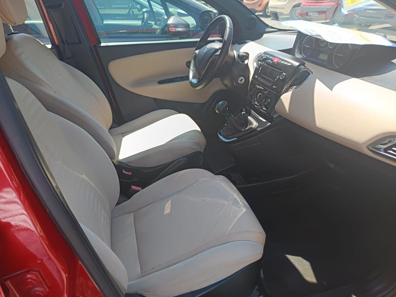 Lancia Ypsilon 2012 - 1.3 MJT Lb automobili