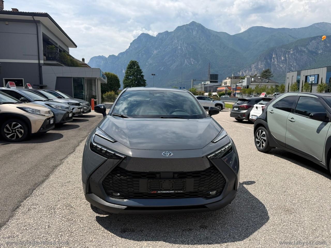 TOYOTA C-HR 1.8 HV Trend
