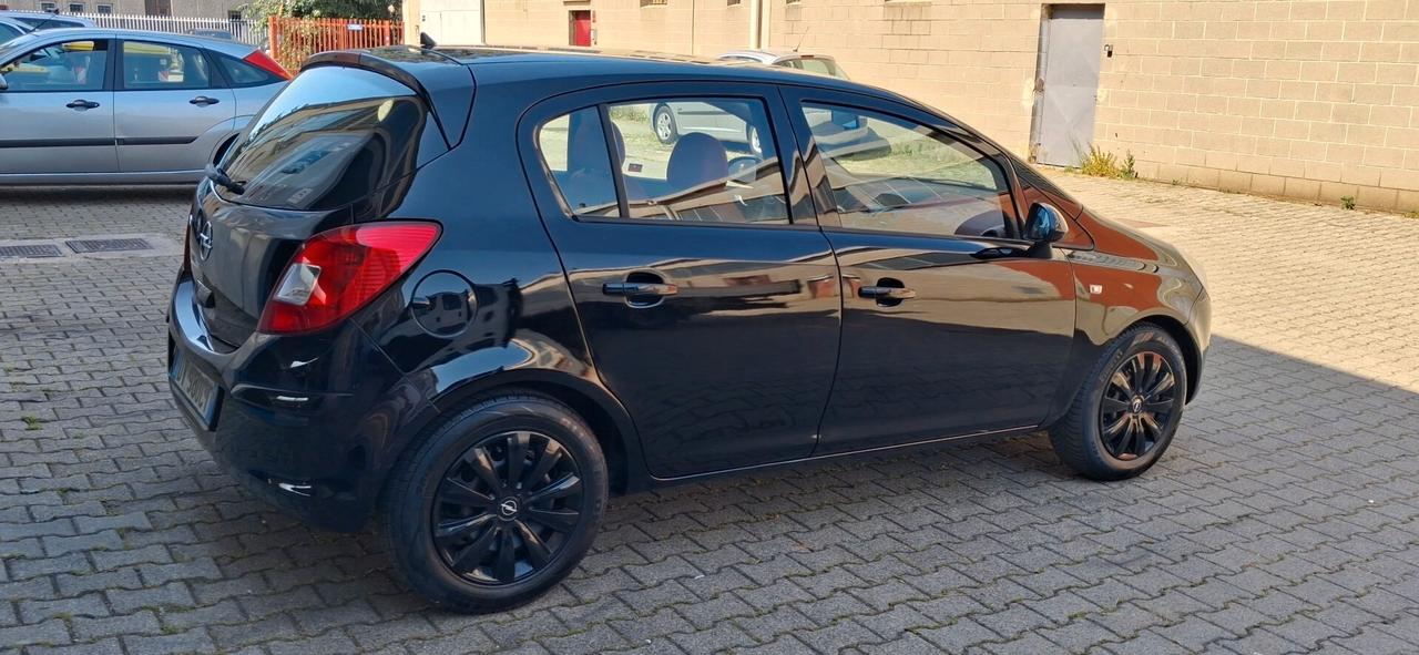 Opel Corsa 1.2 5porte Enjoy NeopatentatiOK