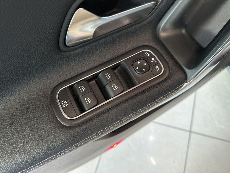 Mercedes-Benz CLA S.Brake CLA 180 d Automatic Shooting Brake Sport