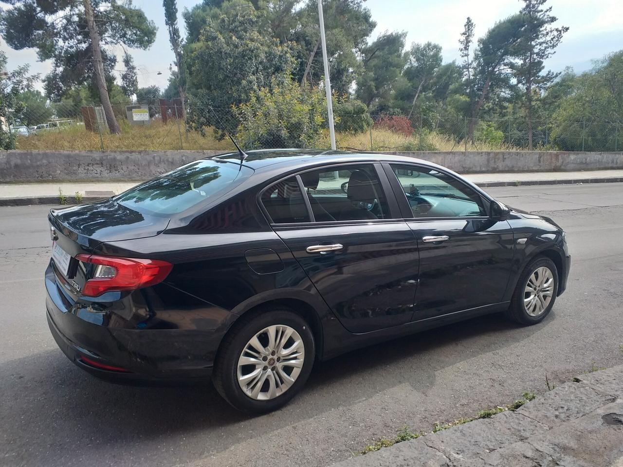 Fiat Tipo 1.3 Mjt 4 porte Easy