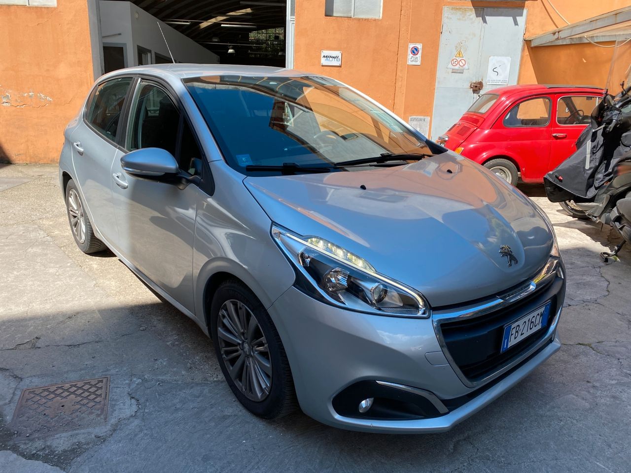 Peugeot 208 BlueHDi 75 5 porte Active