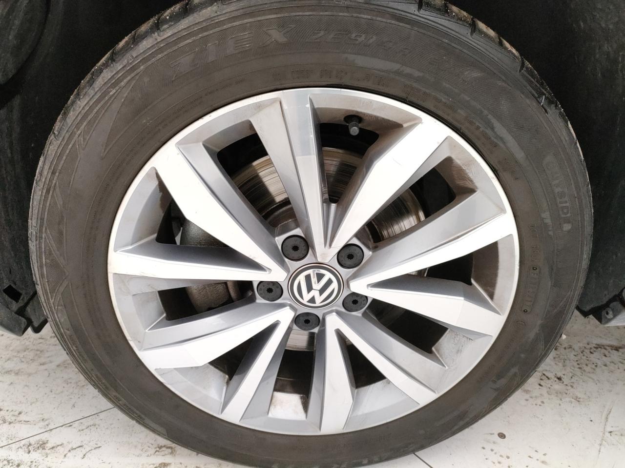 VOLKSWAGEN T-Roc - T-Roc 1.5 tsi Style