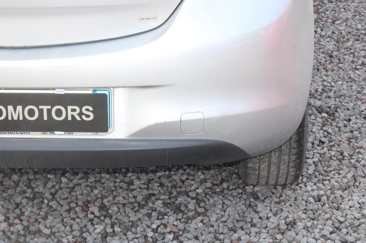 Opel Corsa 1.2 5 porte Innovation