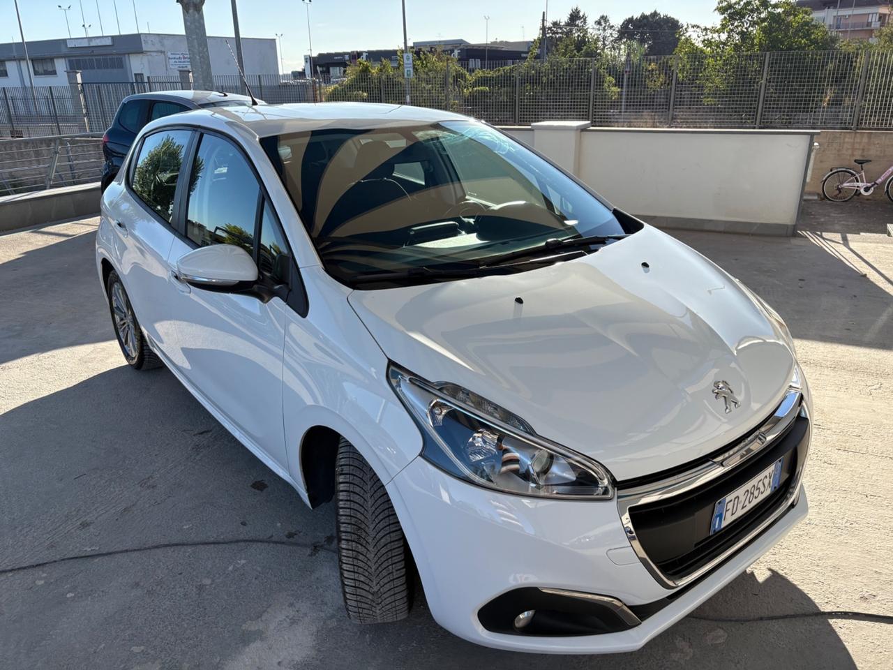 Peugeot 208 BlueHDi 75 5 porte Active