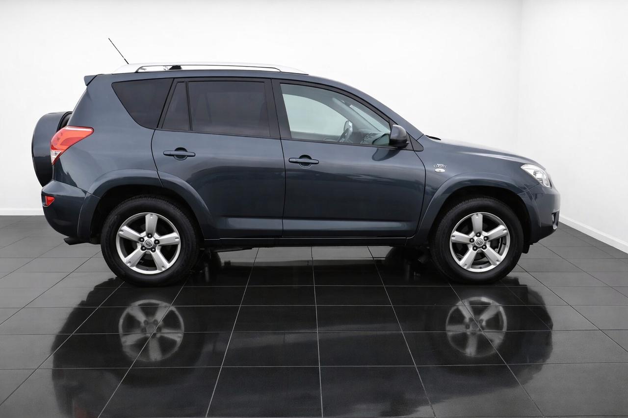 TOYOTA RAV4 2006 2.2 D-4D 177 CV Luxury PELLE NAVI CRUIS DA CONTROLLARE
