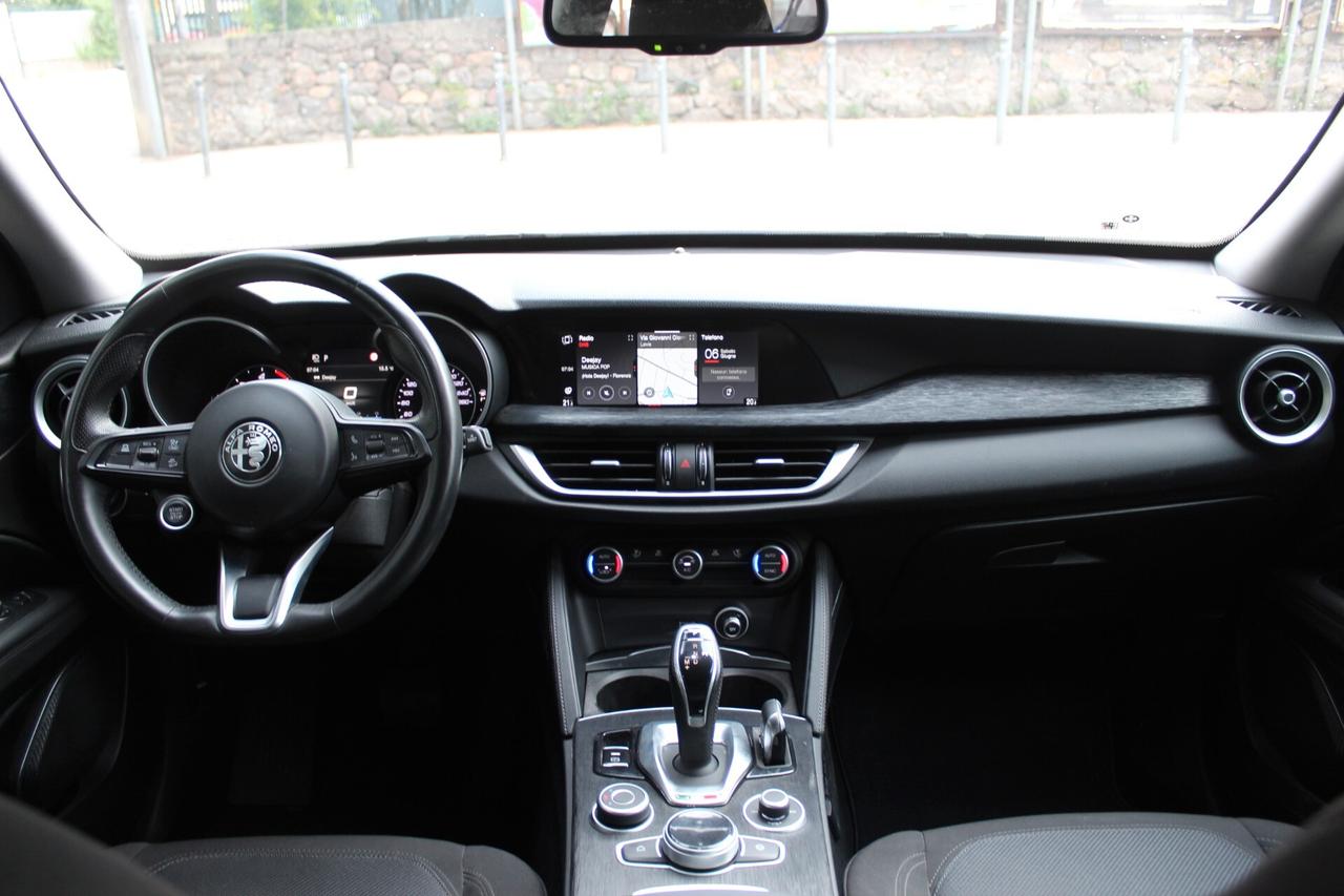 Alfa Romeo Stelvio 2.2 Turbodiesel 190 CV AT8 Q4 Business
