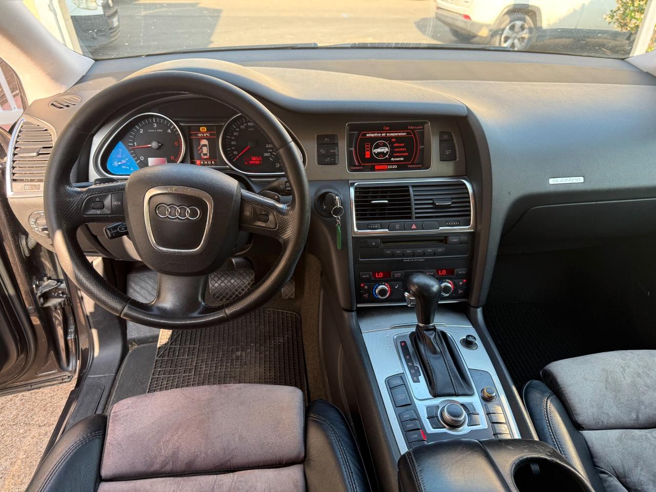 Audi Q7 3.0 V6 TDI 233CV quattro tiptronic 7 POSTI SOSPENSIONI GANCIO TRAINO