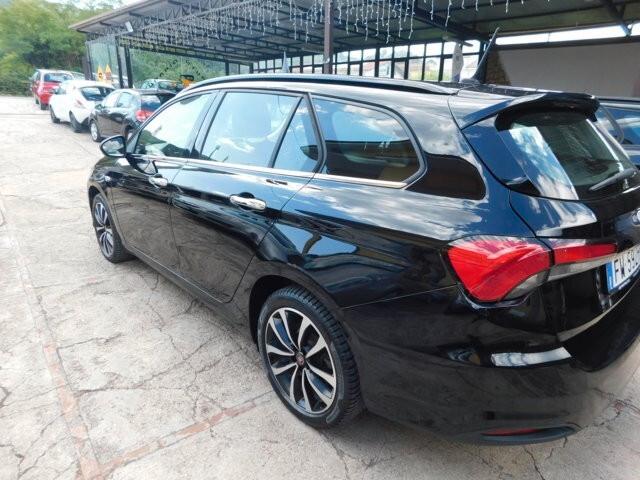 Fiat Tipo 1.6 Mjt S&S SW Lounge