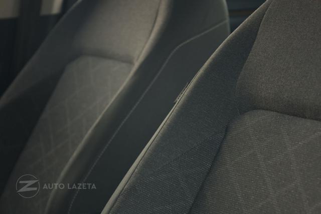 VOLKSWAGEN Golf 1.0 eTSI EVO DSG Life