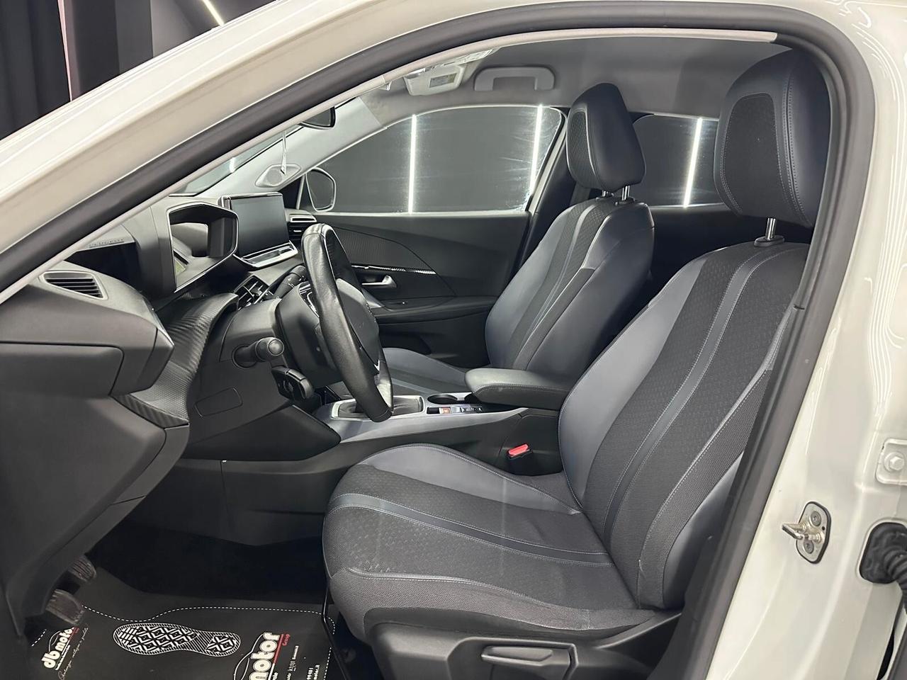 Peugeot 2008 PureTech 130 S&S Allure