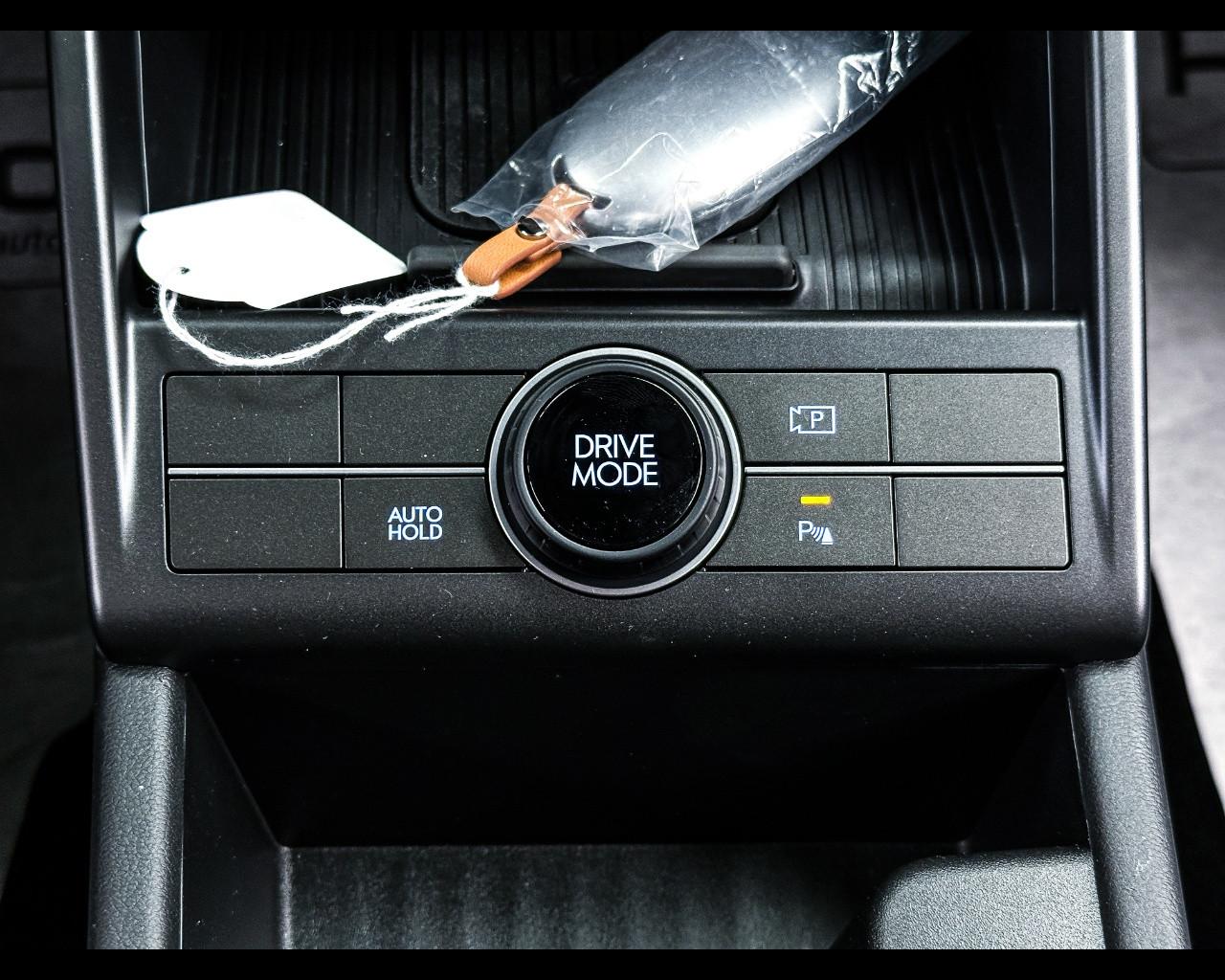 HYUNDAI KONA EV MY25 EXCLUSIVE 64,8 KWH+HP
