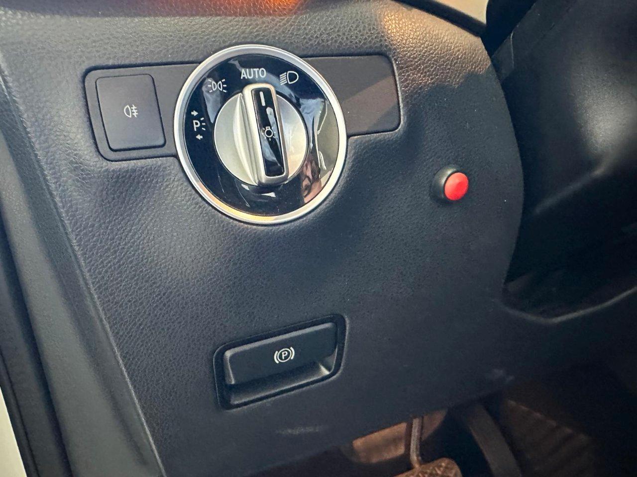 Mercedes B 200 D Premium Tech 7G-DCT