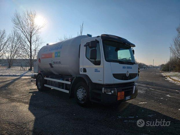 MOTRICE RENAULT CISTERNA TRASPORTO CARBURANTE