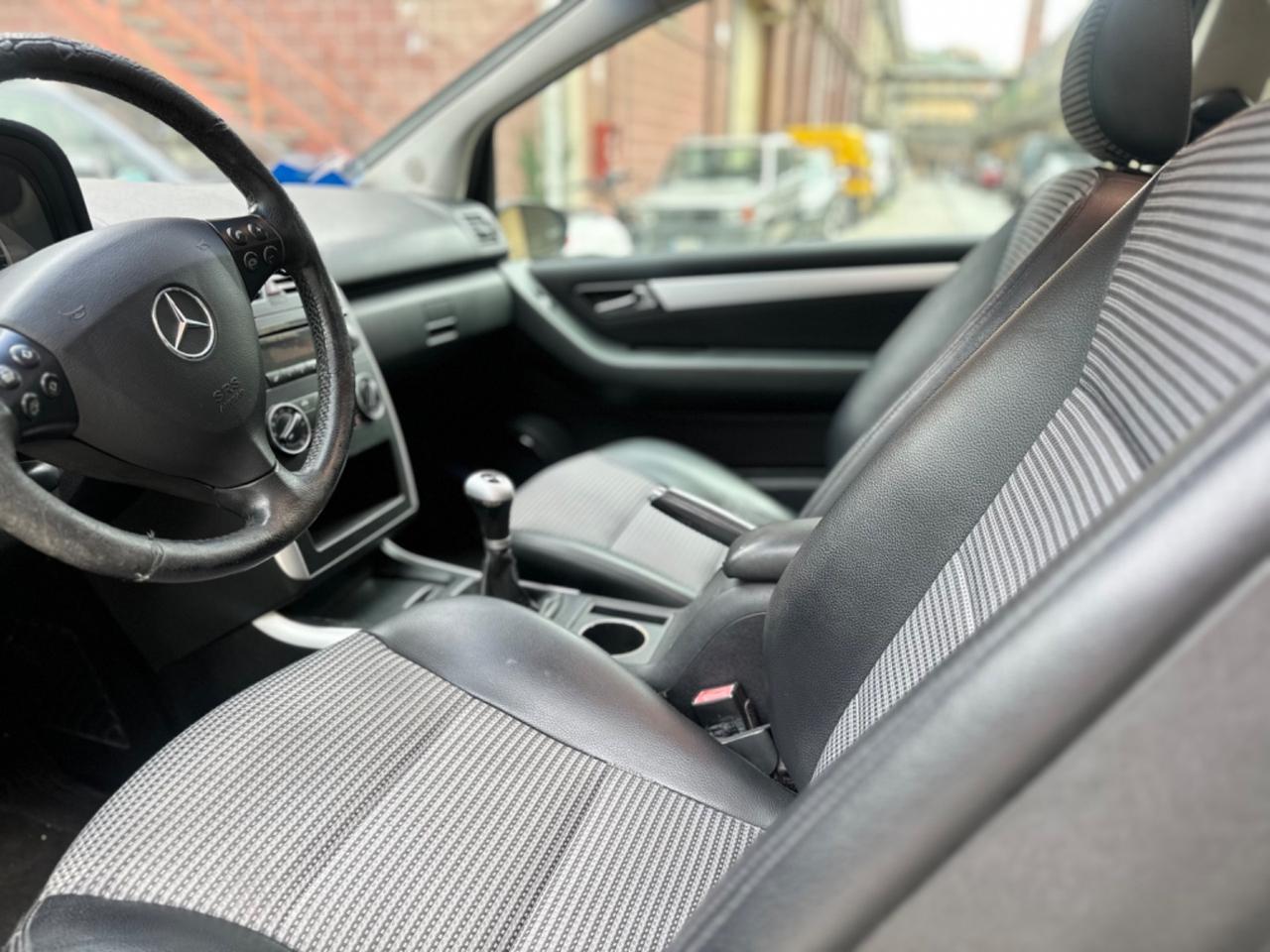 Mercedes-benz A 160 CDI Coupé Avantgarde