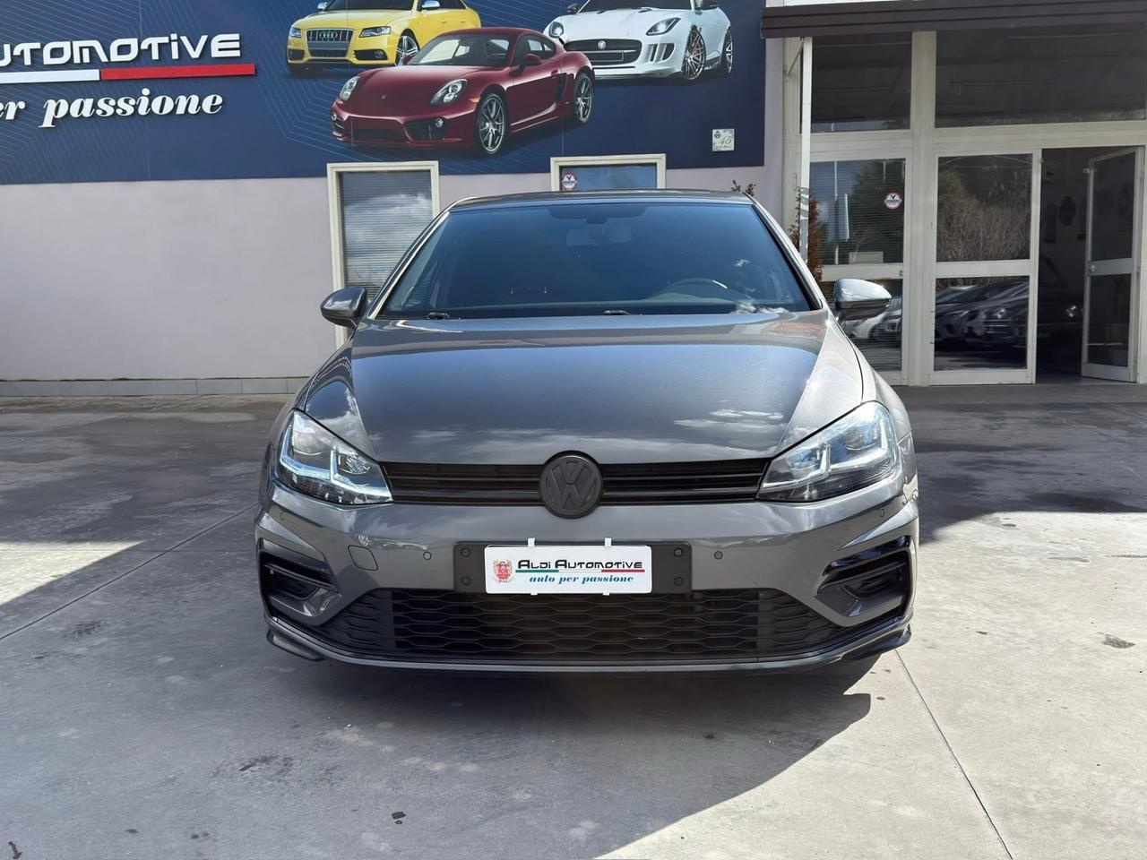 Volkswagen Golf 1.6 TDI 116 CV 5p. R Line