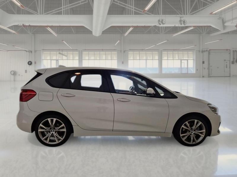 BMW 218 ACTIVE TOURER xDrive Business Aut.