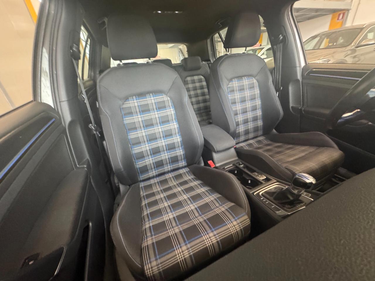 VOLKSWAGEN Golf GTE 1.4 TSI DSG