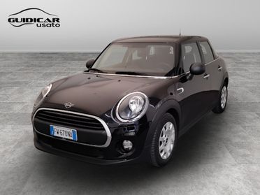 MINI Mini IV F55 2018 5p - Mini 5p 1.5 One Baker Street 75cv