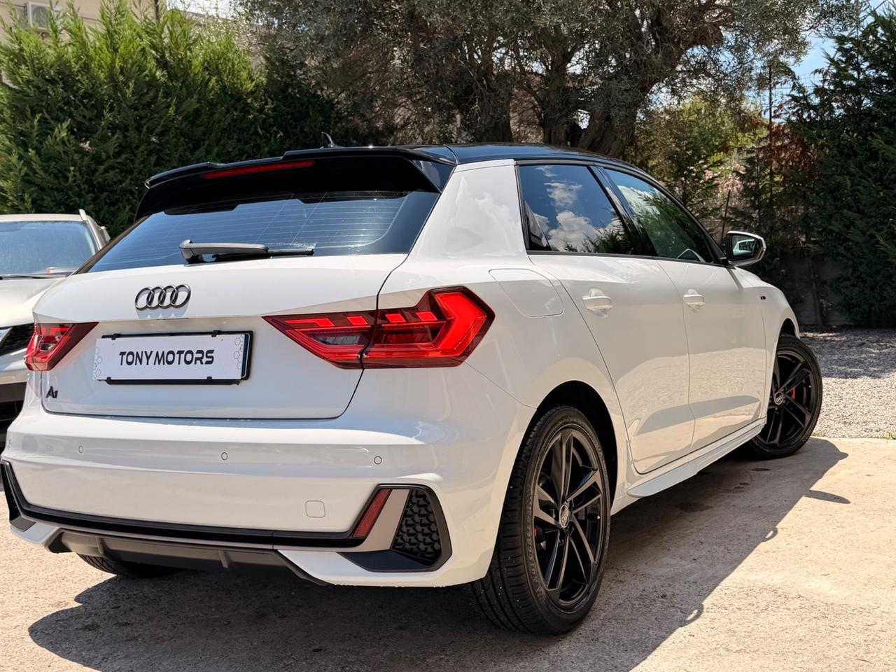 Audi A1 SPB 30 TFSI S tronic line edition