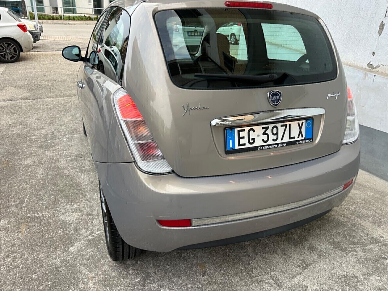 Lancia Ypsilon 1.3 MJ DIESEL NEOPATENTATI!!!!!