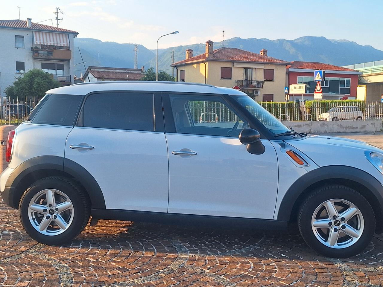 Mini Cooper D Countryman Mini 1.6 Cooper D Countryman ALL4