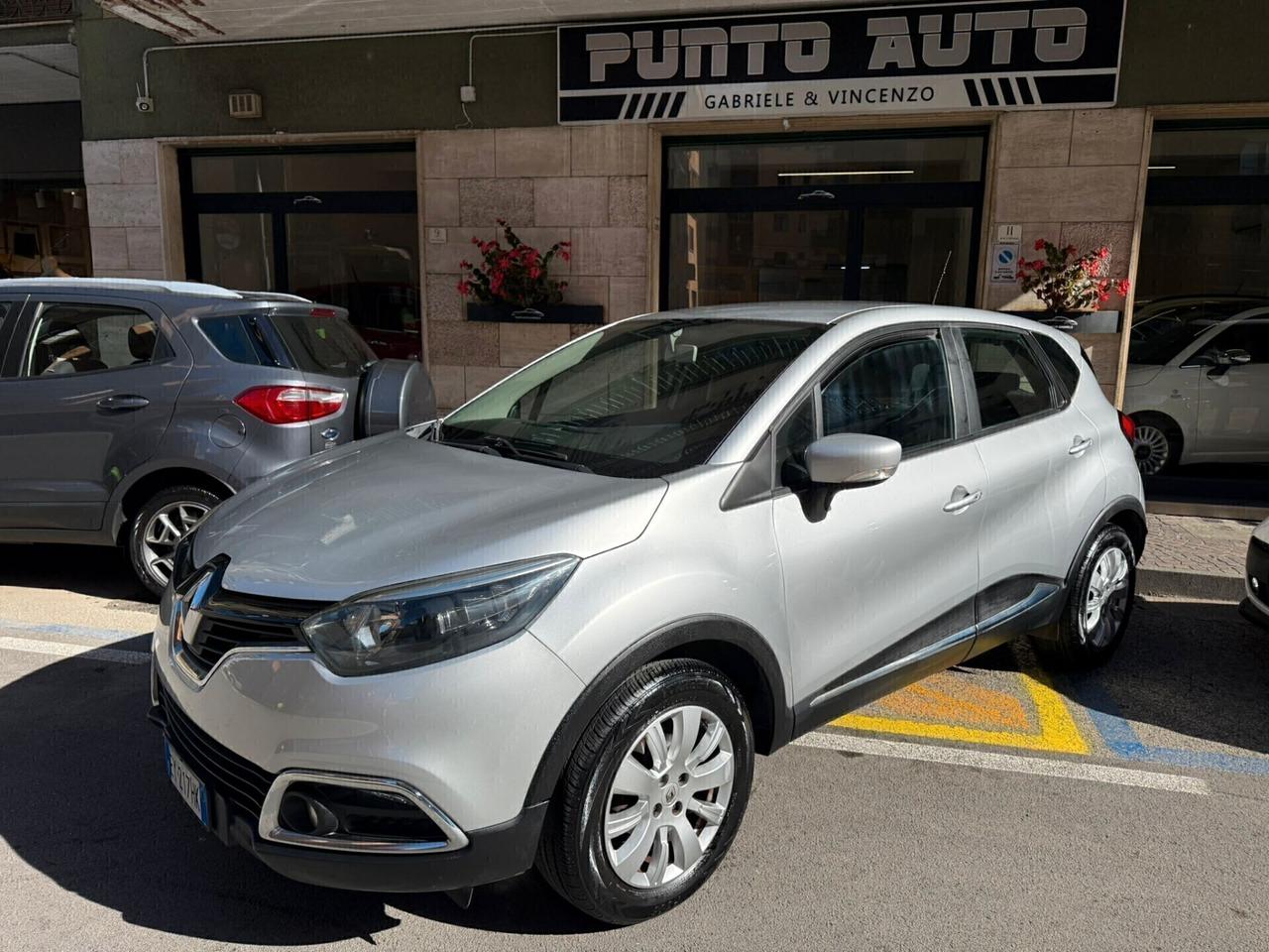 Renault Captur 0.9 90 CV Energy R-Link 63.500 KM